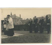 Inwijding van de kerk in Hijfte, 1950