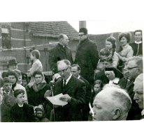 Aanstelling pastoor Coorevits, Letterhoutem, 1965