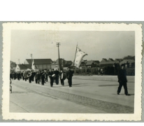 Stoet met nieuwe Gildevlag, Merelbeke, 1961