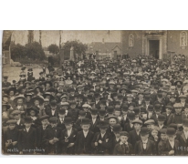 Collectief Heilig Vormsel op het dorpsplein, Melle, 1910